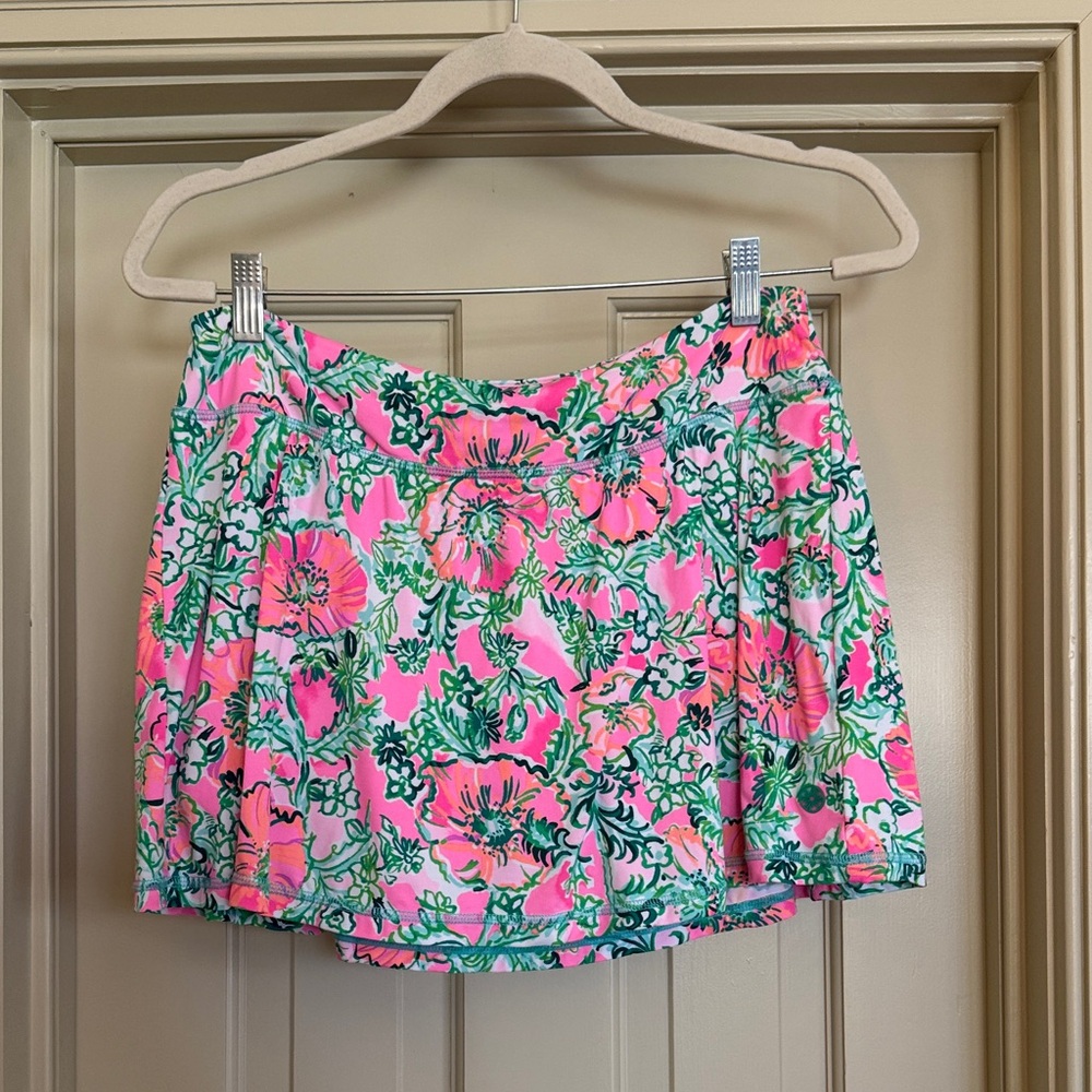 Lilly Pulitzer Coral and Green Luxletic Skort- Size M
